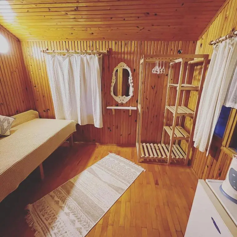 Standard Triple room with garden view