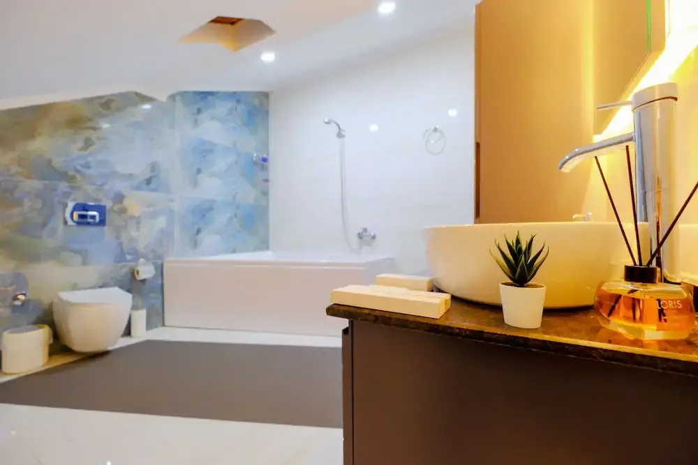 1 Bedroom Deluxe room with balcony and with pool view
