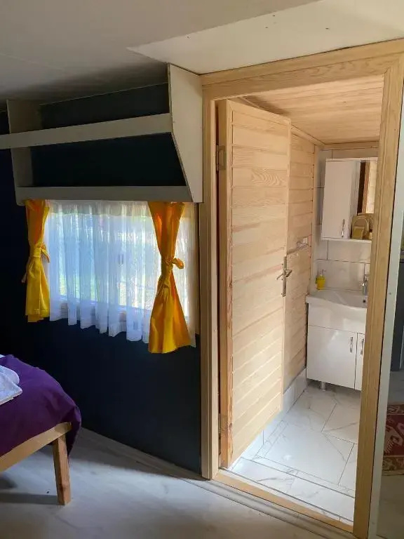 Standard room with balcony and with garden view