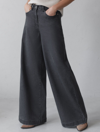 Джинсы трубы широкие из эластичного денима