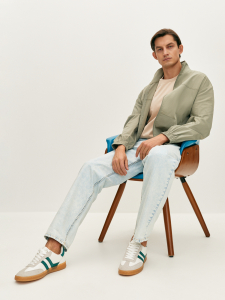 Джинсы из эластичного хлопка