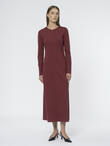 Приталенное платье из вискозного трикотажа