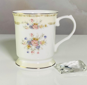 145-492 Кружка 350 мл FLEUR в под.уп.(х36)Костяной фарфор