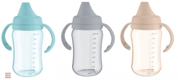 Поильник с пластиковым носиком, 270 мл, в ассортименте