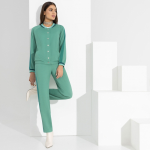 Брючный костюм
                                                        Фаворитка удачи (эффектная, нью, 2 в 1)