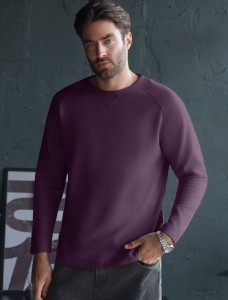 Джемпер базовый из мягкого фактурного трикотажа с круглым воротом