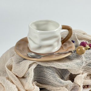 164-032 Чашка 210мл с блюдцем и ложкой в под.уп.(х24)Фарфор