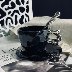 163-076 Чашка 280мл с блюдцем и ложкой в под.уп.(х24)Фарфор