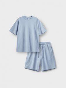 Комплект женский: футболка, шорты