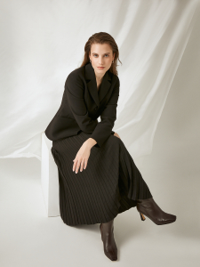 Жакет приталенного силуэта