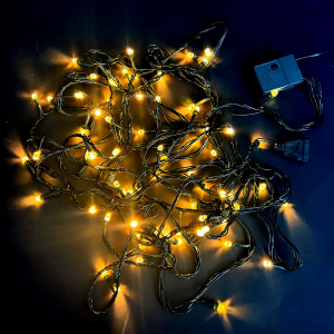 Гирлянда граненый кубик 70 LED 8 м зелёный провод тёпло-белая