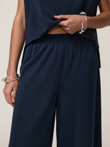 Прямые брюки из вискозного трикотажа