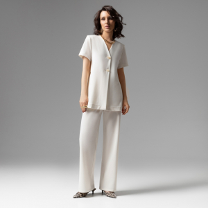 Брючный костюм, На шаг впереди моды