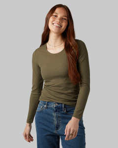 WOMEN'S SOFT RIB SCOOP TOP