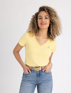 METALLIC TRIM V-NECK T-SHIRT