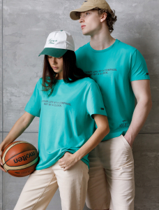 Футболка из премиального хлопка с авторским принтом