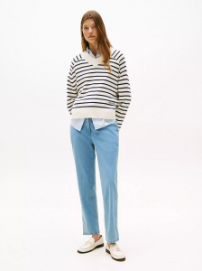 Slim Fit Stretch-Waist Chino