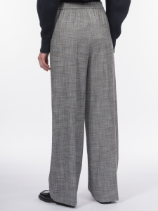 Прямые брюки на резинке со стрелками