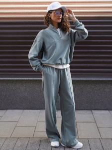 Оверсайз спортивный костюм