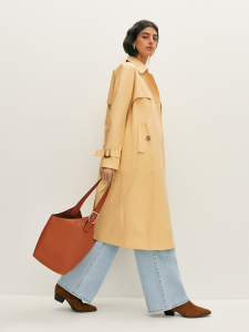 Классический тренч с кокетками