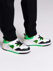 Кроссовки для девочки