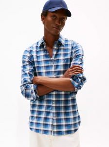 Slim Fit Plaid Print All-Day Shirt