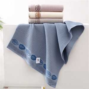 Полотенце для рук с вышивкой 