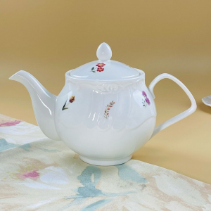 109-212 Чайник заварочный 1200мл КРОКУС в под.уп.(х12)Фарфор