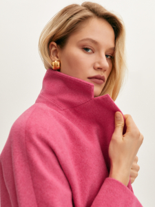 Пальто из овечьей шерсти