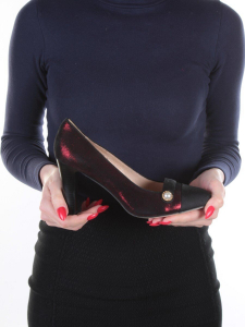 06-D607-81-2 BLACK/RED Туфли женские (натуральная кожа)
