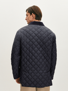 Утепленная стеганая куртка с влагозащитной пропиткой