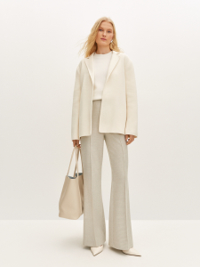 Полупальто на поясе