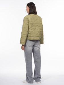 Стеганая куртка с подвязами и утеплителем из синтепона