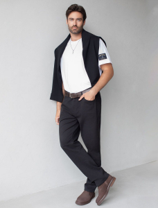 Джинсы regular fit со средней посадкой из эластичного денима на ФЛИСЕ