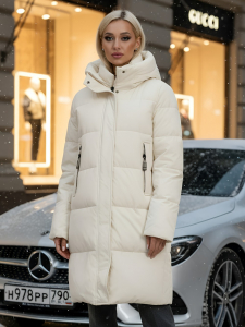 Куртка зимняя женская с капюшоном удлиненная стеганная бежевого цвета 9629B