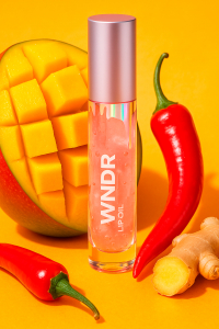 WNDR.beauty Двухфазное согревающее масло-плампер для губ с экстрактом перца, пептидами и гиалуронов MANGO SPICE, 7 мл