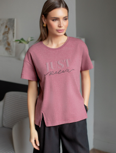 Футболка из премиального хлопка с авторским принтом