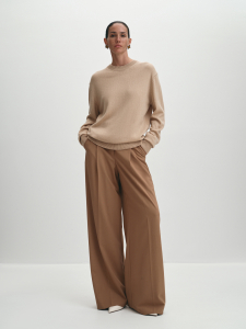 Джемпер оверсайз из шерсти мериноса