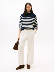 Mid-Rise Wide-Leg Pant