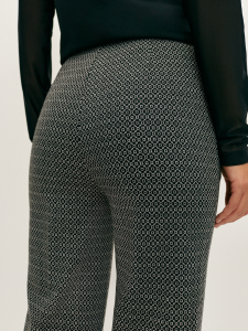 Брюки из жаккардового трикотажа