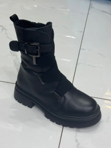 Absent / Ботинки чернеы резинка