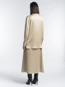 Бежево-золотая блуза с запахом