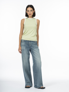 Базовый топ с контрастным кантом