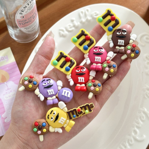 Набор заколок для волос M&M's 5 штук.