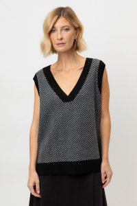 VERY NEAT Жилет