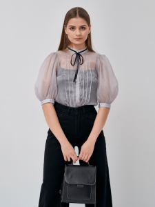 Блузка из органзы