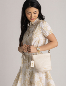 WOVEN CROSSBODY BUCKET BAG