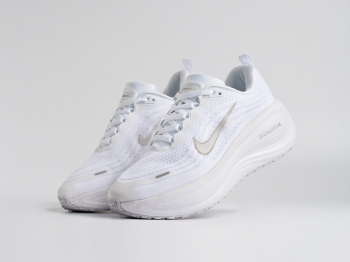 Кроссовки Nike Vomero 18