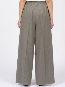 Широкие брюки со стрелками