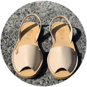 AB. Zapatos 320 Beig - karamelo